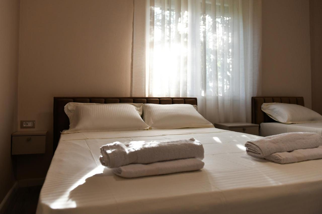 Nicolaus Hidden Gem Villa Shkoder Exterior photo